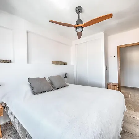 Penthouse With Rooftop Terrace In Torrecilla Daire