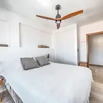 Penthouse With Rooftop Terrace In Torrecilla شقة