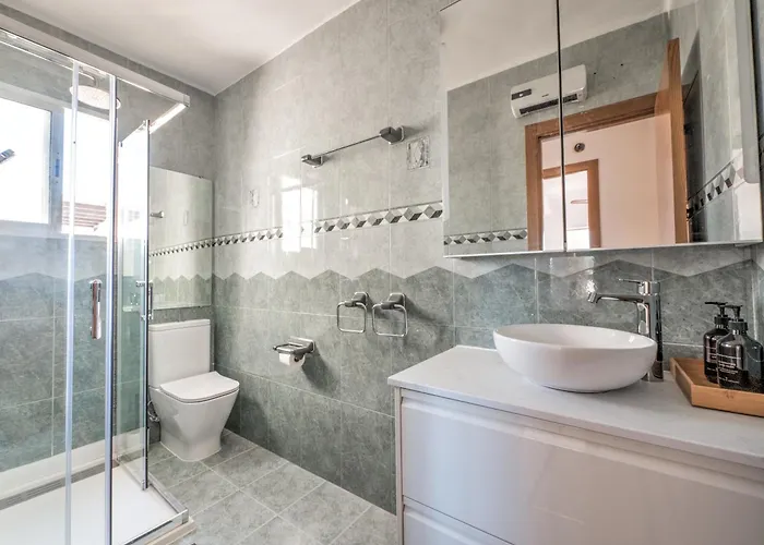 Penthouse With Rooftop Terrace In Torrecilla * Nerja